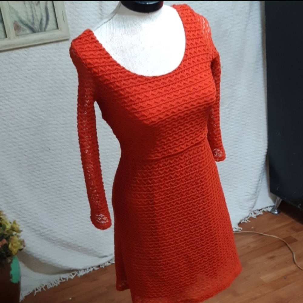 Womens Dress Sz Medium Orange Coral Lace  Knee Length Low Back Long Sleeve RAIN